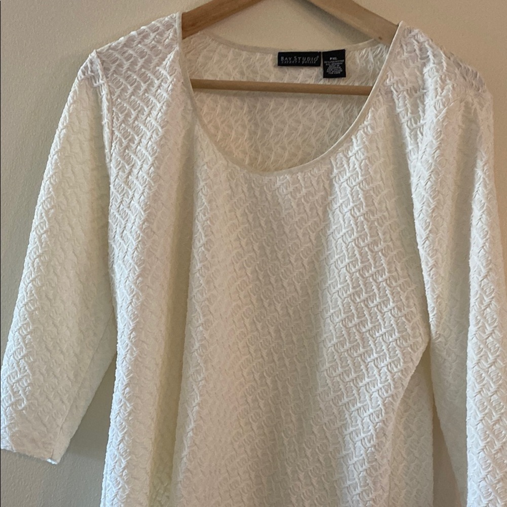 Bay Studio White Textured Women's Top